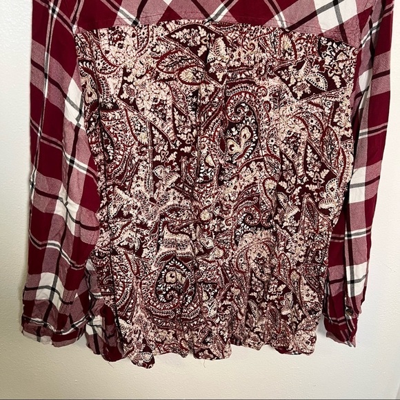 Catherine’s Button Down Shirt Red Plaid Handkerchief Back - Picture 8 of 8